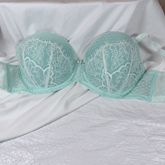 Victoria's Secret Other - Victoria's Secret Very Sexy Push-Up Bra Color 32DD NEW